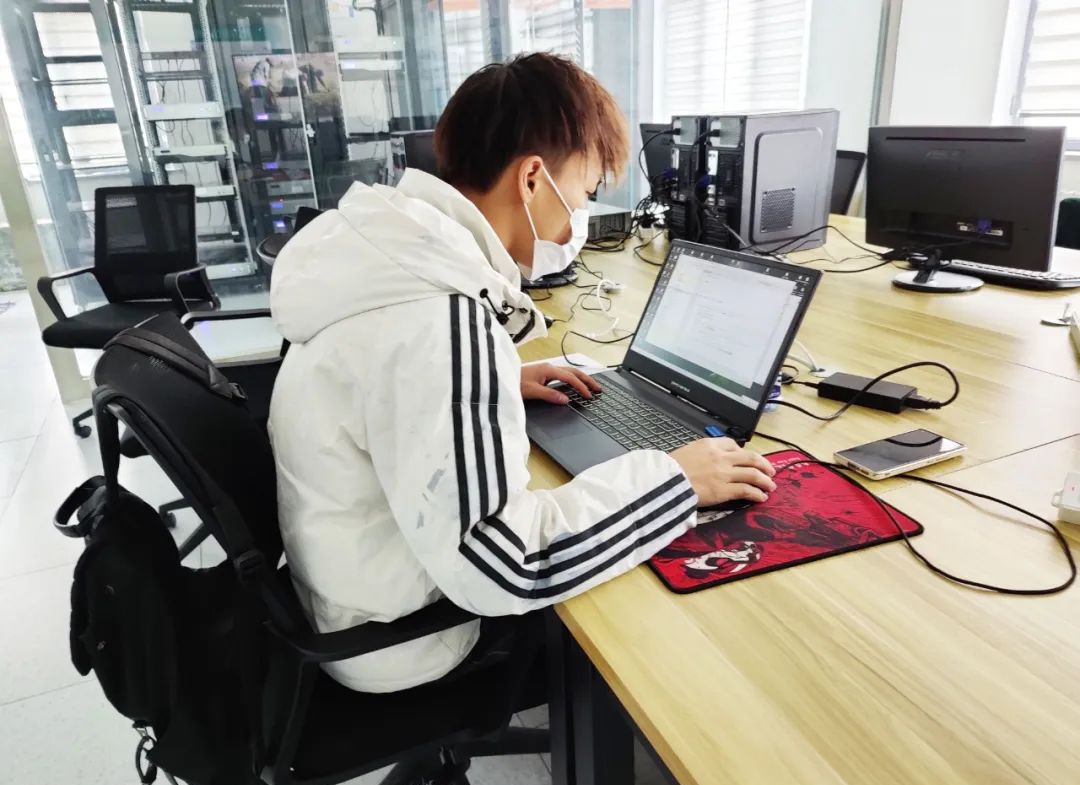 服务客户，USDT钱包人是认真的!